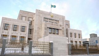 Ограничение права на выборы для коррупционеров признано конституционным в Казахстане