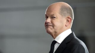 Олаф Шольц отменил выступление в Гессене из-за травмы лица