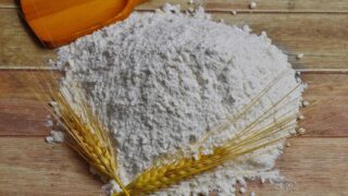 Ожидать ли казахстанцам подорожание муки и сахара, а также их дефицит