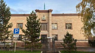 По решению прокуратуры, государству были возвращены пастбищные угодья на сумму 285 млн тенге