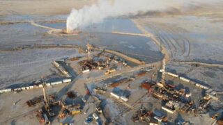 Пожар на месторождении «Каратурун Южный» в Мангистау тушат уже 3,5 месяца