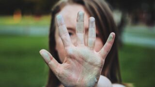 Шесть преступлений в день – депутат о насилии против детей в Казахстане