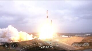 SpaceX отправила в космос 13 спутников военного назначения для Пентагона