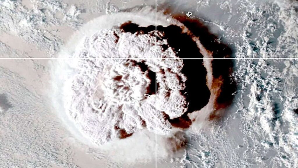 Фото: CIRA/NOAA/Reuters