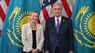 В Казахстане планируют открыть дата-центры от Amazon