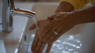 В Семее частично отключат свет и воду