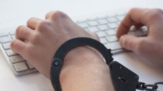 Жителя Шымкента приговорили к семи годам тюрьмы за разжигание религиозной розни