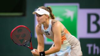 Елена Рыбакина проиграла первый матч на  Итоговом турнире WTA в Мексике