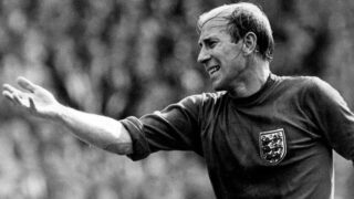 Известный футболист и легенда «МЮ» Бобби Чарльтон ушел из жизни