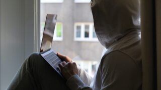 Как хакеры зарабатывают на взломе крупных организаций: продажа ключей за $150