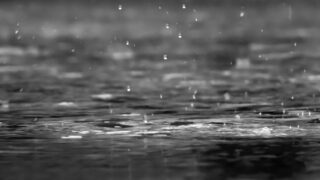 Казахстан столкнется с сильным ветром и холодами