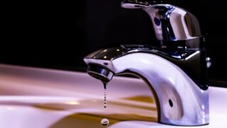 Костанайцы пьют воду с превышением химических веществ и бактерий