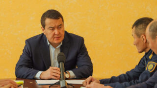 Премьер провел заседание комиссии по расследованию причин пожара на шахте