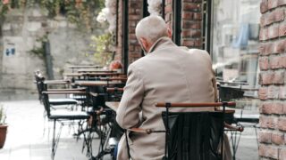 Работники с опасными условиями труда получат право на выход на пенсию в 55 лет