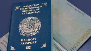 Россиянина оштрафовали в Казахстане за нарушение правил о двойном гражданстве