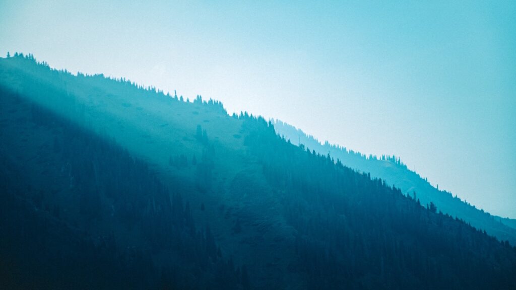 Almaty, Kazakhstan. Фото: Andrey Zvyagintsev / Unsplash