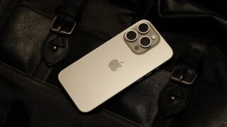 Сколько нужно работать казахстанцам, чтобы купить iPhone последней модели