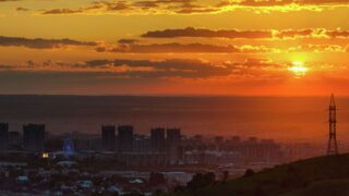 Сократить прогулки на свежем воздухе рекомендовали жителям пяти городов