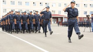 Гвардейцы в Астане обезвредили вооружённого злоумышленника