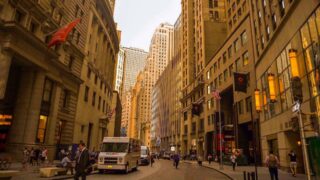 Уолл-стрит надеется на прибыль от конфликта в Газе