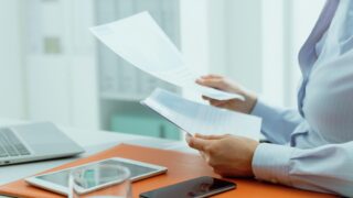 В Казахстане мошенники придумали новую схему и начали использовать счета ИП