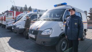 В области Абай спасателям вручили ключи от новой специализированной техники