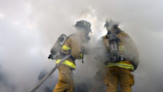 Женщина и двое детей отравились насмерть угарным газом в Костанайской области