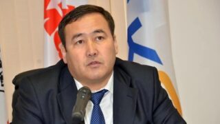 Бывший аким Атырау помещен в СИЗО