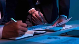 Один день — почти весь байбэк: БЦК выкупил акций на 23,7 млрд тенге