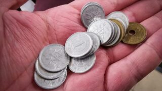 Иена продается вблизи минимумов за несколько десятилетий