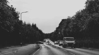 Как часто казахстанцы регистрируют легковые автомобили — статистика