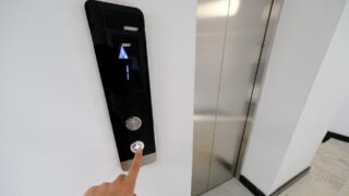 Масштабные работы по обновлению 95 домов Ауэзовского района Алматы