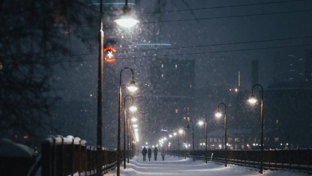 Фото: Josh Hild / Unsplash
