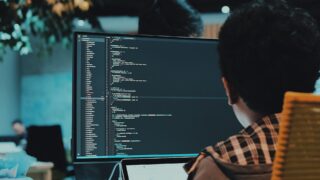 Мошенники обманывают вкладчиков от имени крупной китайской компании