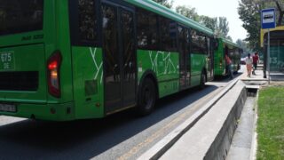 На 98 улицах Бостандыкского района провели текущий ремонт дорог — децентрализация в действии