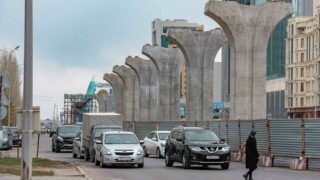 В Астане частично перекрыли проспект Кабанбай батыра из-за строительства LRT