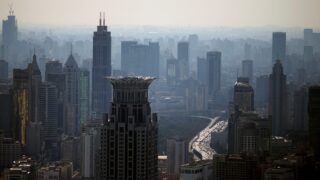 Первый дефицит иностранных инвестиций в Китае сигнализирует о «снижении риска» Запада