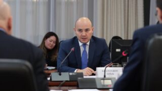 Прошла встреча главы Миннацэкономики Казахстана с миссией МВФ