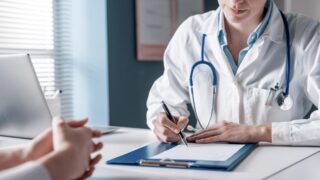 Безработные и социально уязвимые будут застрахованы за счет местных бюджетов