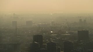 В двух городах Казахстана прогнозируют сильное загрязнение воздуха