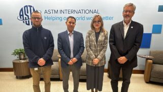 В Казахстане хотят строить дороги как в США — для этого ученых отправили в Америку