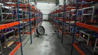 В Казахстане начался отток майнеров