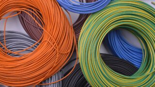 В Узбекистан отправлена первая партия казахстанского кабеля