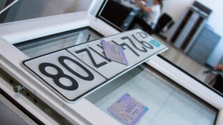 Автомобильная легализация в Казахстане завершена, но число регистраций остается стабильным