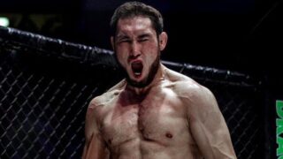 Бой между «Казахским гигантом» и российским бойцом закончился скандалом