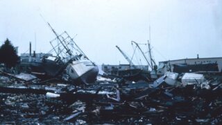 На Филиппинах предупредили об угрозе цунами