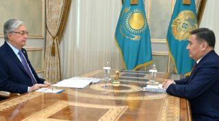 Касым-Жомарт Токаев принял акима Акмолинской области