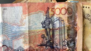 Куда поехать на заработки? Топ вахтовых вакансий с зарплатой от миллиона