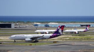 Материнская компания Hawaiian Airlines дорожает благодаря сделке по выкупу Alaska Air за $1,9 млрд