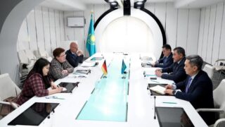 Министр водных ресурсов и ирригации РК встретился с послом германии в Казахстане